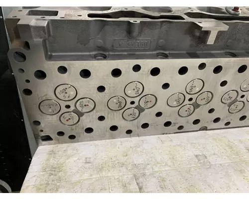 CUMMINS ISX15 Cylinder Head