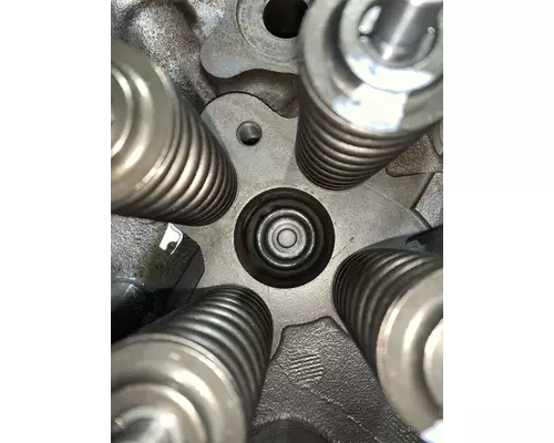 CUMMINS ISX15 Cylinder Head
