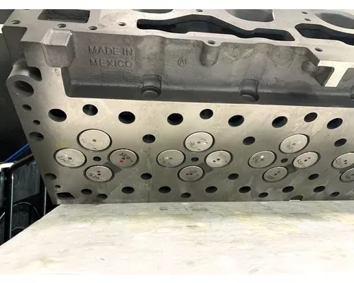 CUMMINS ISX15 Cylinder Head