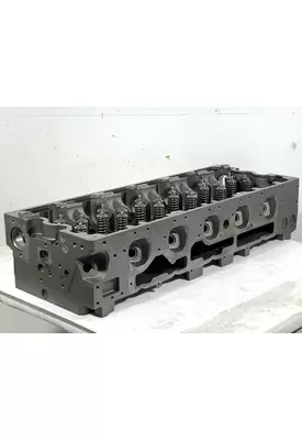 CUMMINS ISX15 Cylinder Head