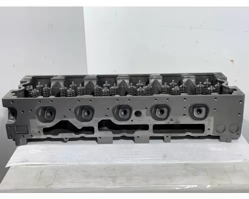 CUMMINS ISX15 Cylinder Head