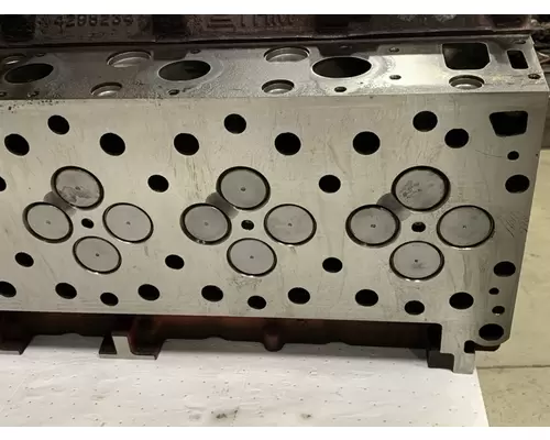 CUMMINS ISX15 Cylinder Head