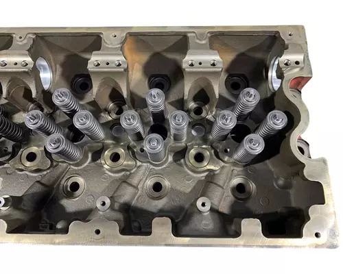 CUMMINS ISX15 Cylinder Head