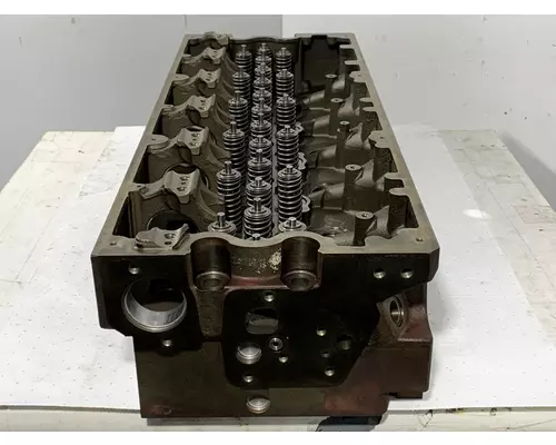 CUMMINS ISX15 Cylinder Head