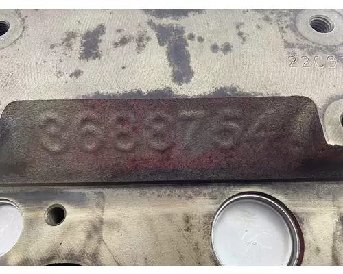 CUMMINS ISX15 Cylinder Head