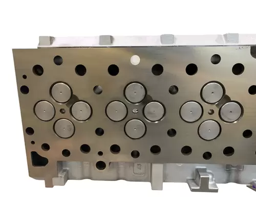 CUMMINS ISX15 Cylinder Head