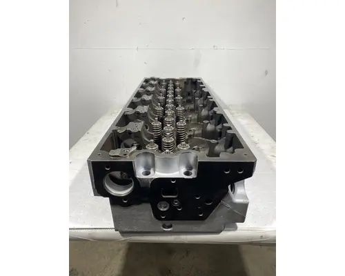 CUMMINS ISX15 Cylinder Head