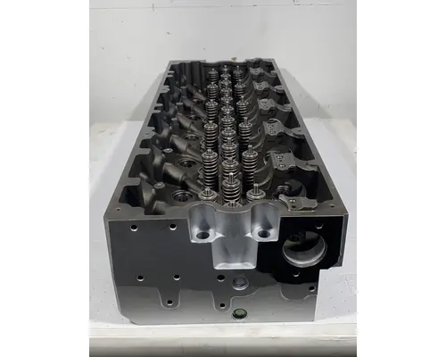 CUMMINS ISX15 Cylinder Head
