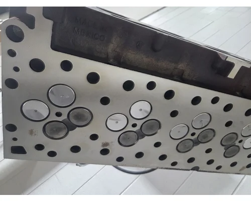CUMMINS ISX15 Cylinder Head