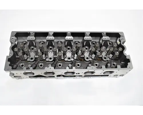 CUMMINS ISX15 Cylinder Head