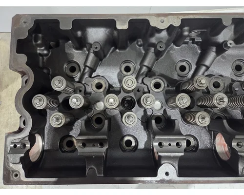 CUMMINS ISX15 Cylinder Head