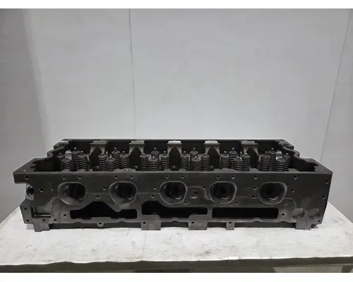 CUMMINS ISX15 Cylinder Head