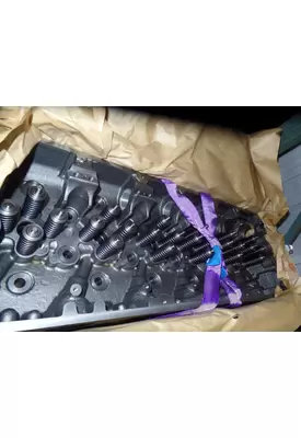 CUMMINS ISX15 Cylinder Head