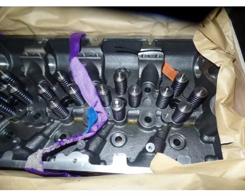 CUMMINS ISX15 Cylinder Head