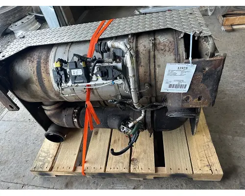 CUMMINS ISX15 DPF (Diesel Particulate Filter)