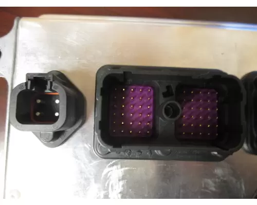 CUMMINS ISX15 ENGINE CONTROL MODULE (ECM)