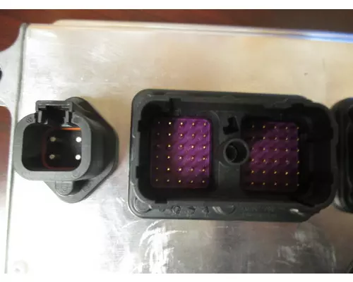 CUMMINS ISX15 ENGINE CONTROL MODULE (ECM)