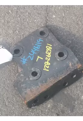 CUMMINS ISX15 ENGINE MOUNTS, ENGINE (REAR)