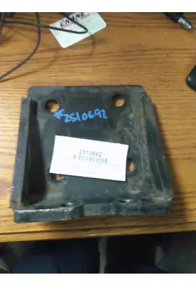 CUMMINS ISX15 ENGINE MOUNTS, ENGINE (REAR)