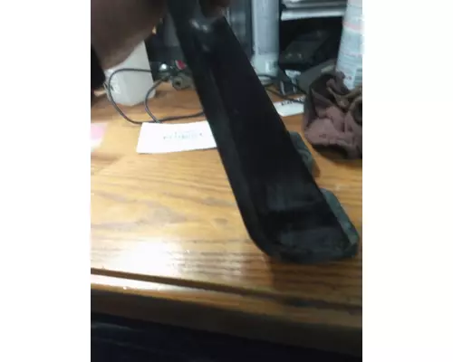 CUMMINS ISX15 ENGINE MOUNTS, ENGINE (REAR)