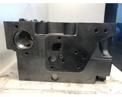 CUMMINS ISX15 Engine Cylinder Head