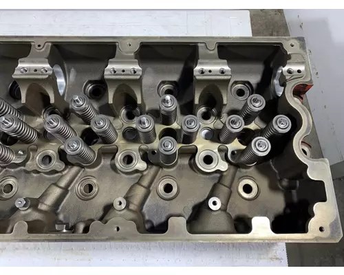 CUMMINS ISX15 Engine Cylinder Head