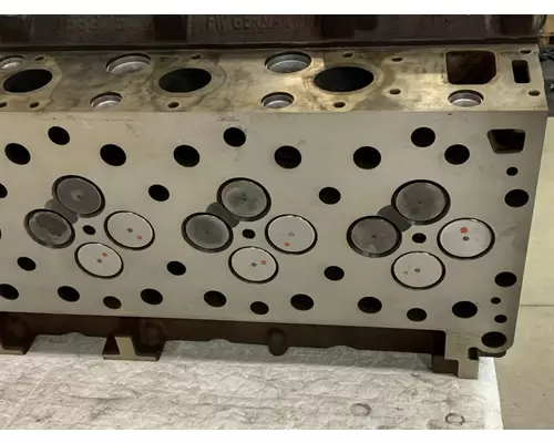 CUMMINS ISX15 Engine Cylinder Head