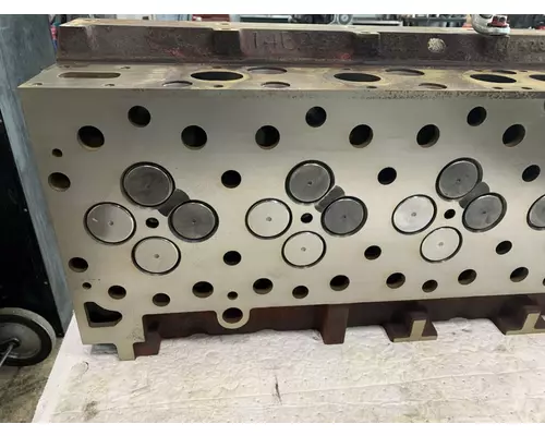 CUMMINS ISX15 Engine Cylinder Head