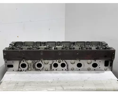 CUMMINS ISX15 Engine Cylinder Head