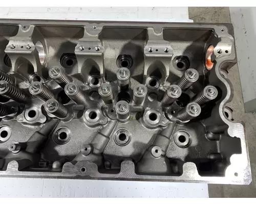 CUMMINS ISX15 Engine Cylinder Head