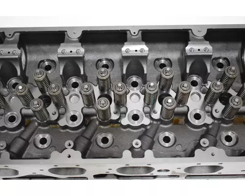 CUMMINS ISX15 Engine Cylinder Head