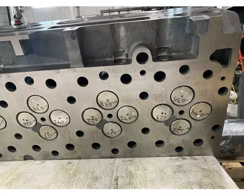 CUMMINS ISX15 Engine Cylinder Head