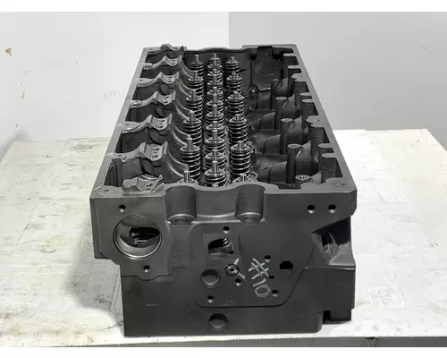 CUMMINS ISX15 Engine Cylinder Head