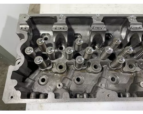 CUMMINS ISX15 Engine Cylinder Head