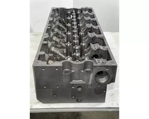 CUMMINS ISX15 Engine Cylinder Head