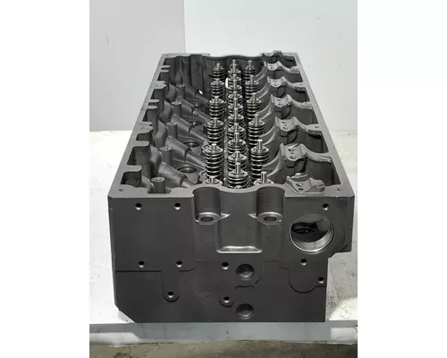 CUMMINS ISX15 Engine Cylinder Head