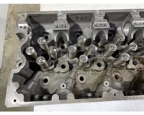 CUMMINS ISX15 Engine Cylinder Head