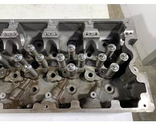 CUMMINS ISX15 Engine Cylinder Head