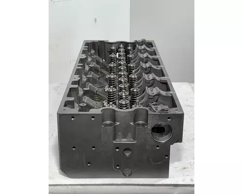 CUMMINS ISX15 Engine Cylinder Head