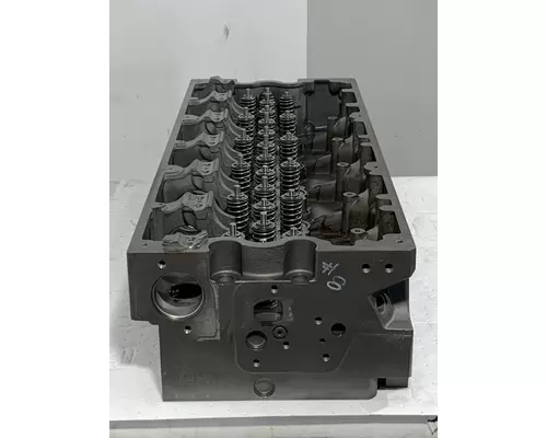 CUMMINS ISX15 Engine Cylinder Head