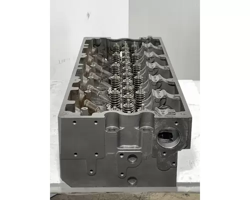 CUMMINS ISX15 Engine Cylinder Head