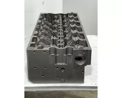 CUMMINS ISX15 Engine Cylinder Head