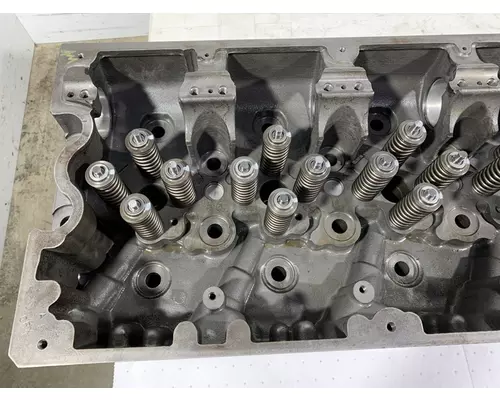 CUMMINS ISX15 Engine Cylinder Head