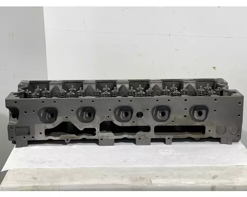 CUMMINS ISX15 Engine Cylinder Head