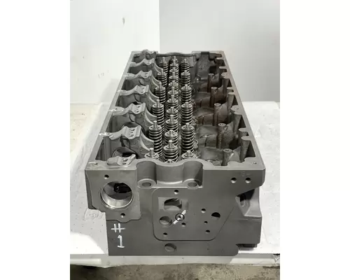 CUMMINS ISX15 Engine Cylinder Head