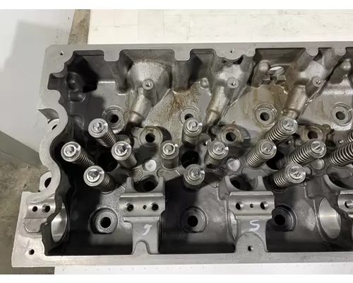 CUMMINS ISX15 Engine Cylinder Head