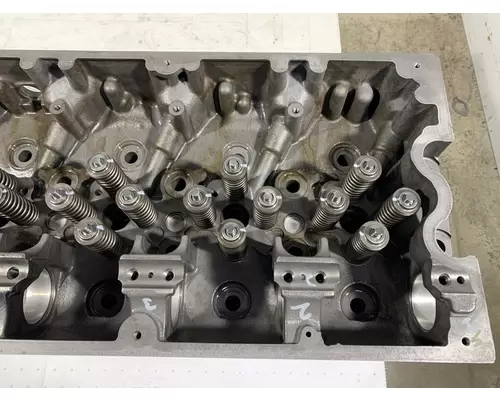 CUMMINS ISX15 Engine Cylinder Head