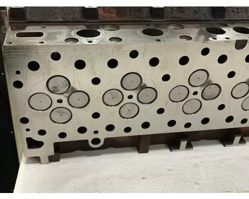 CUMMINS ISX15 Engine Cylinder Head