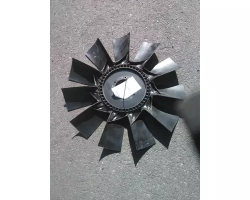 CUMMINS ISX15 FAN COOLING