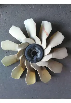 CUMMINS ISX15 FAN COOLING
